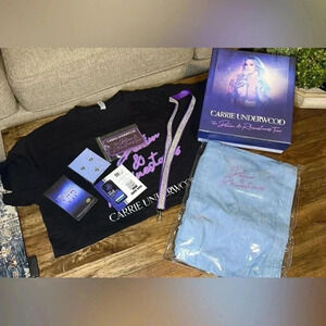 CARRIE UNDERWOOD Official Denim & Rhinestones Concert Tour Merch VIP Box/T-Shirt